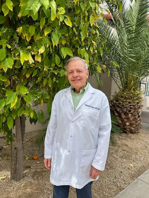 Dr. Stephen Folson | Board Certified Periodontist | 24th Street Dental Biltmore
